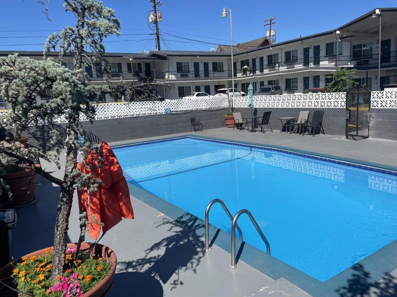 Downtown Inn Wenatchee Eksteriør bilde